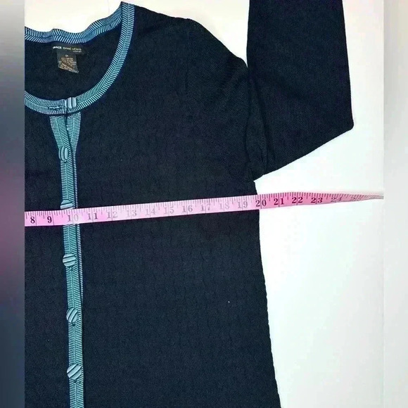 Grace Dane Lewis Woman  Cardigan Sweater w/ Beaded Trim & Buttons, Size 1X - Picture 5 of 6